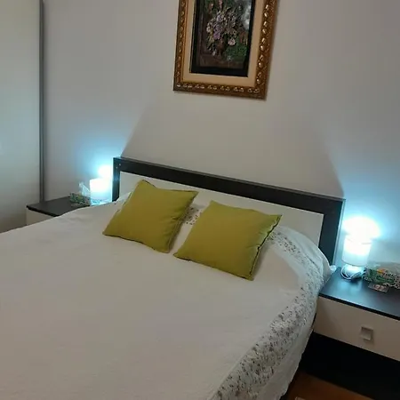 아파트 Universitate Studio 부쿠레슈티